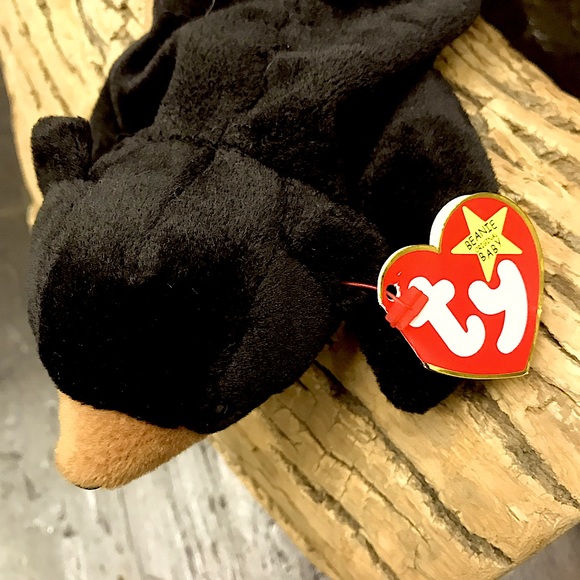 Cubbie & Blackie Beanies - Picture 7 of 12